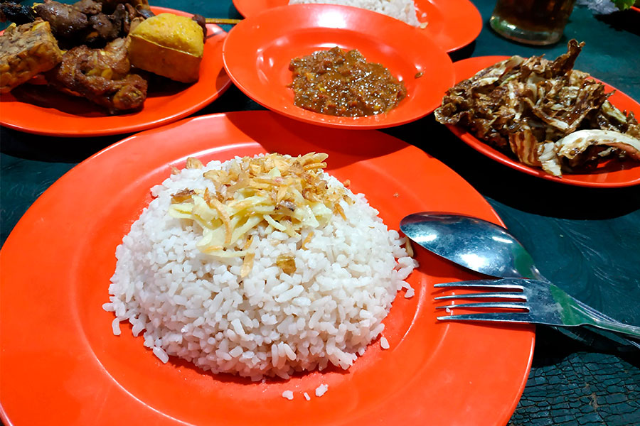 Nasi Uduk Cinta kuliner malam bandung