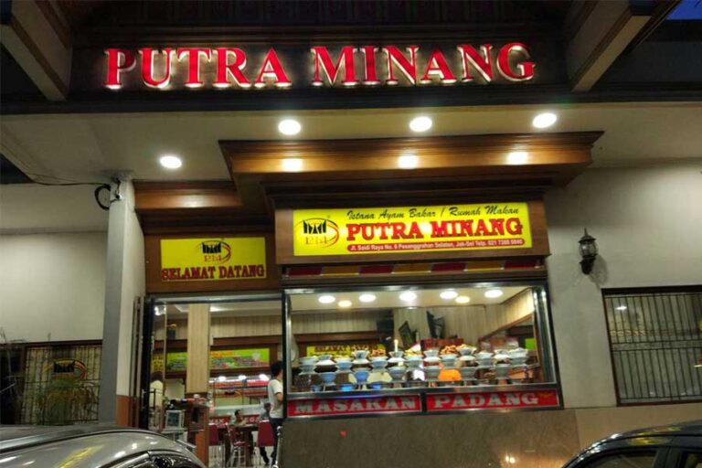 Catat Ini Dia Tempat Makan Di Manado Terpopuler