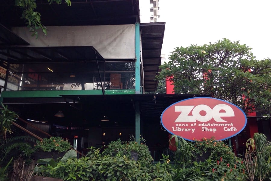 zoe cafe and library