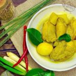 Resep Opor Ayam Bumbu Kuning (Sumber: @mamiri.cafe on Instagram)