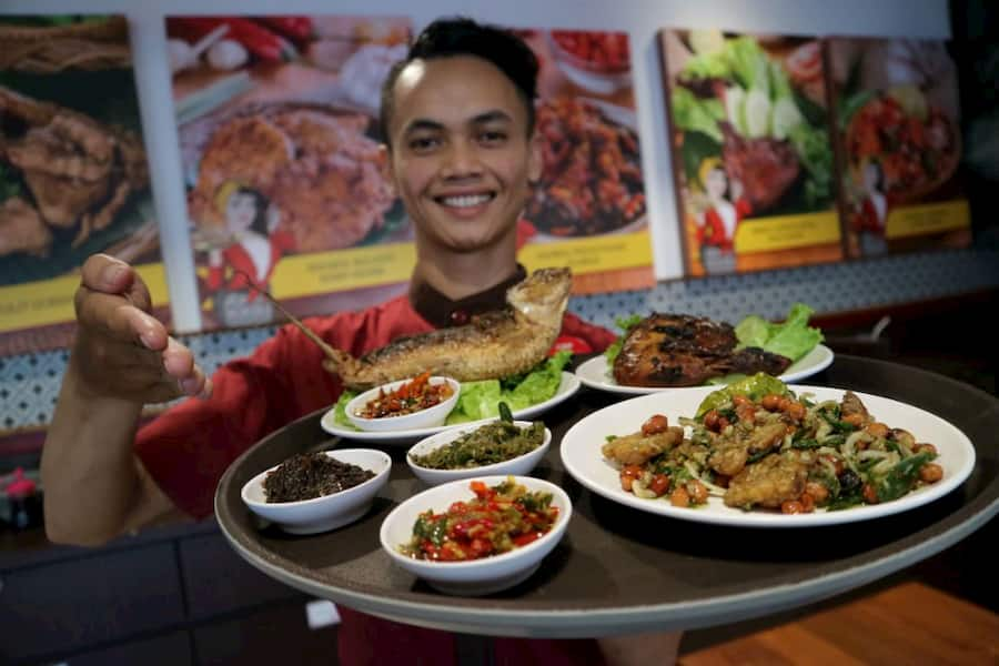 37 Tempat Makan Enak Dan Murah Di Tebet Jakarta Selatan Yang Terkenal Hits Wajib Dicoba Kuliner Tebet Aneka Wisata