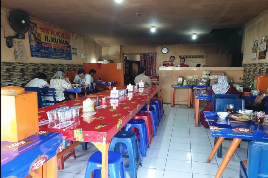 warung tauto kunawi