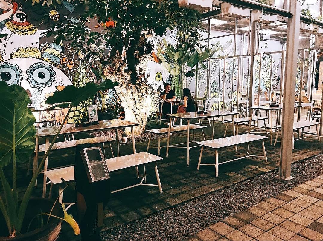 Cafe di Jogja (sumber: @lpcreation.deco on Instagram)