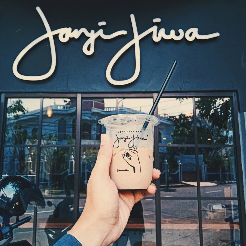 Cafe Janji Jiwa Surabaya (sumber: @hnfzzam695 on Instagram)