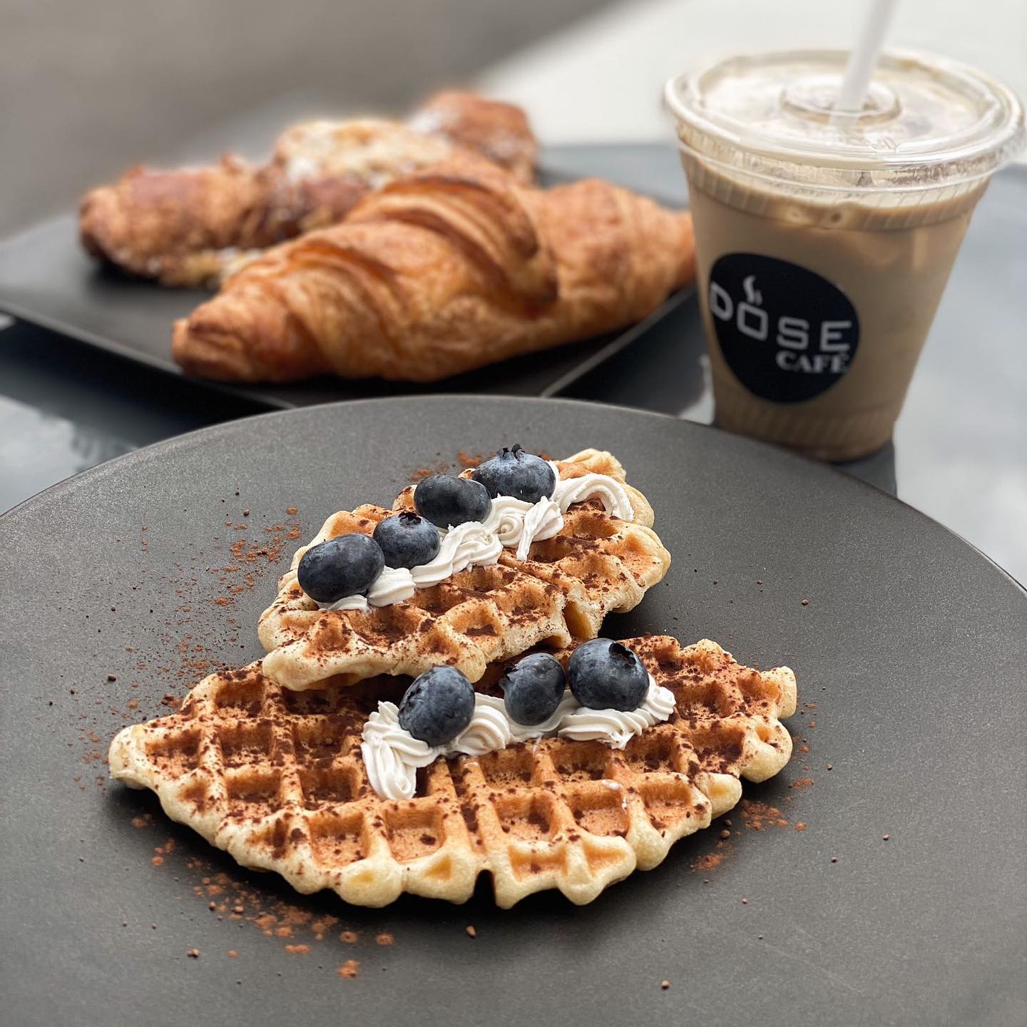 Resep Croffle Mudah dan Anti Gagal (sumber: @dosecafe.laval on Instagram)