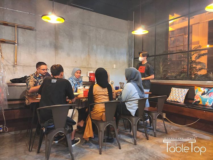 TableTop Board Game Cafe