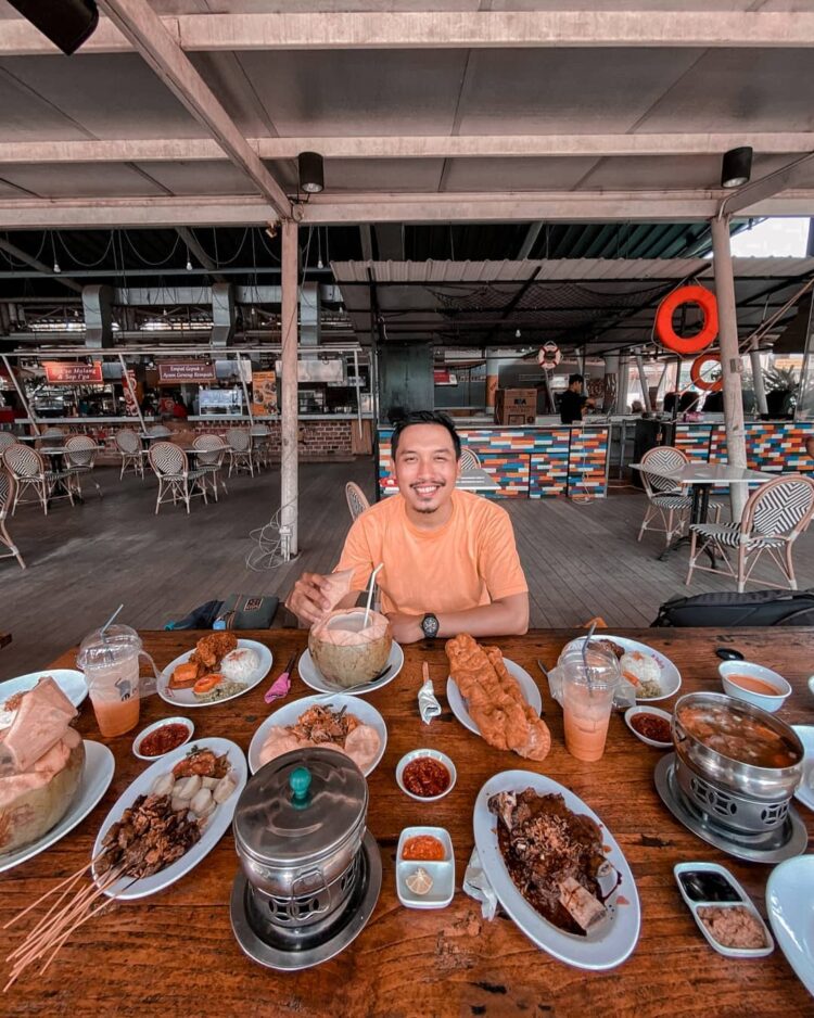 Rekomendasi Tempat Makan Di Sentul Enak Dan View Bagus Kuliner Kota Referensi Lengkap