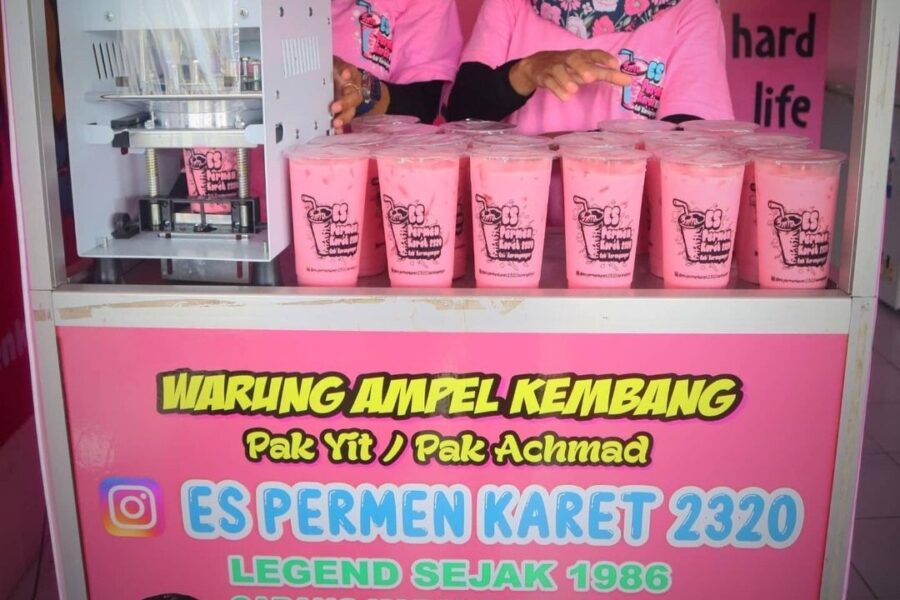 Es Permen Karet Pak Yit Ampel Kembang (Sumber: @dhimastriyanto_iwk on Instagram)