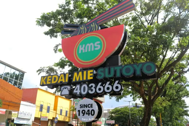 Kedai Mie Sutoyo (sumber - Kumparan)