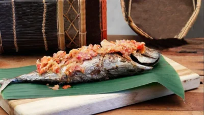 Ikan-bakar-manokwari-makanan-khas-papua-barat